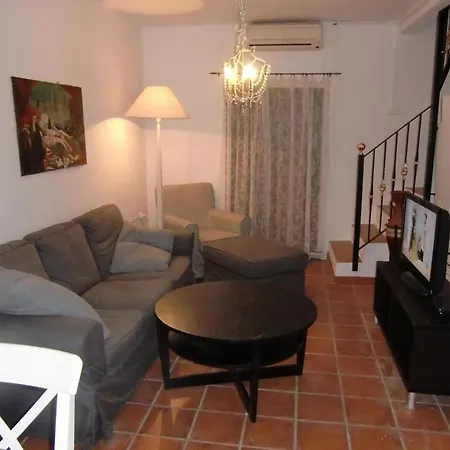 בית נופש Townhouse Old Town *