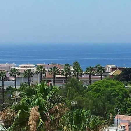 בית נופש Townhouse Old Town