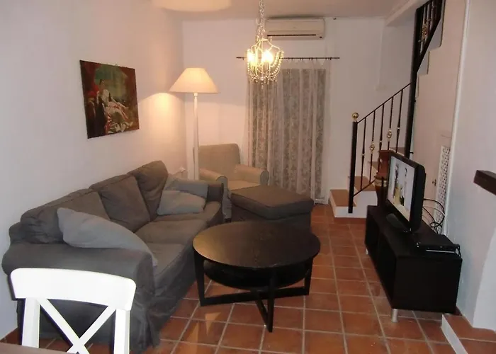 בית נופש Townhouse Old Town *